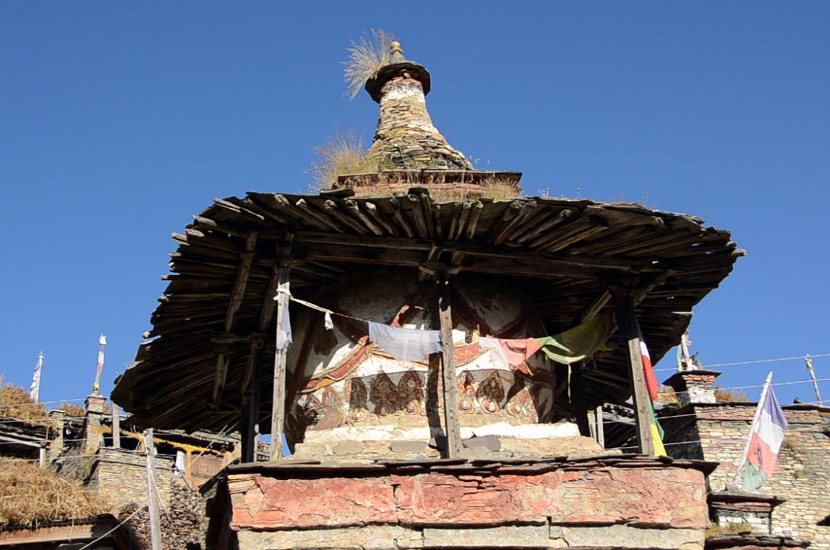 10 Old Chorten In Nar Village 